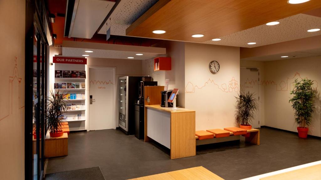 easyHotel Brussels City Centre - Resim 8