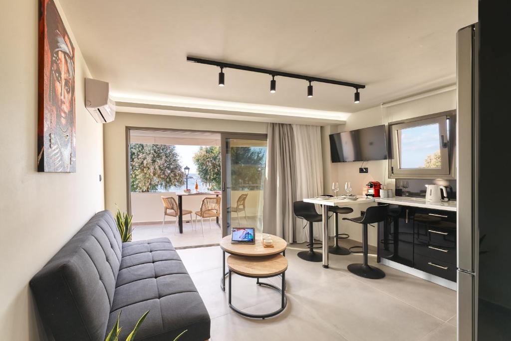 Nhà bếp/bếp nhỏ tại Callista Seafront Studio