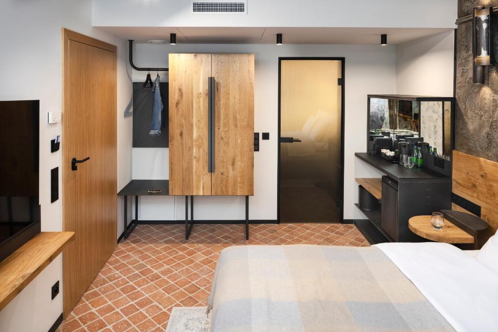 Nomadic Urban Premium Suites - 8
