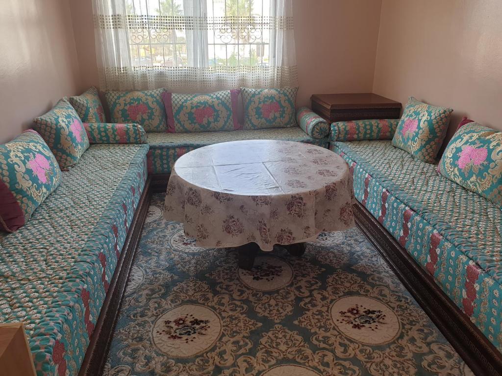 Posezení v ubytování Doha Apartment