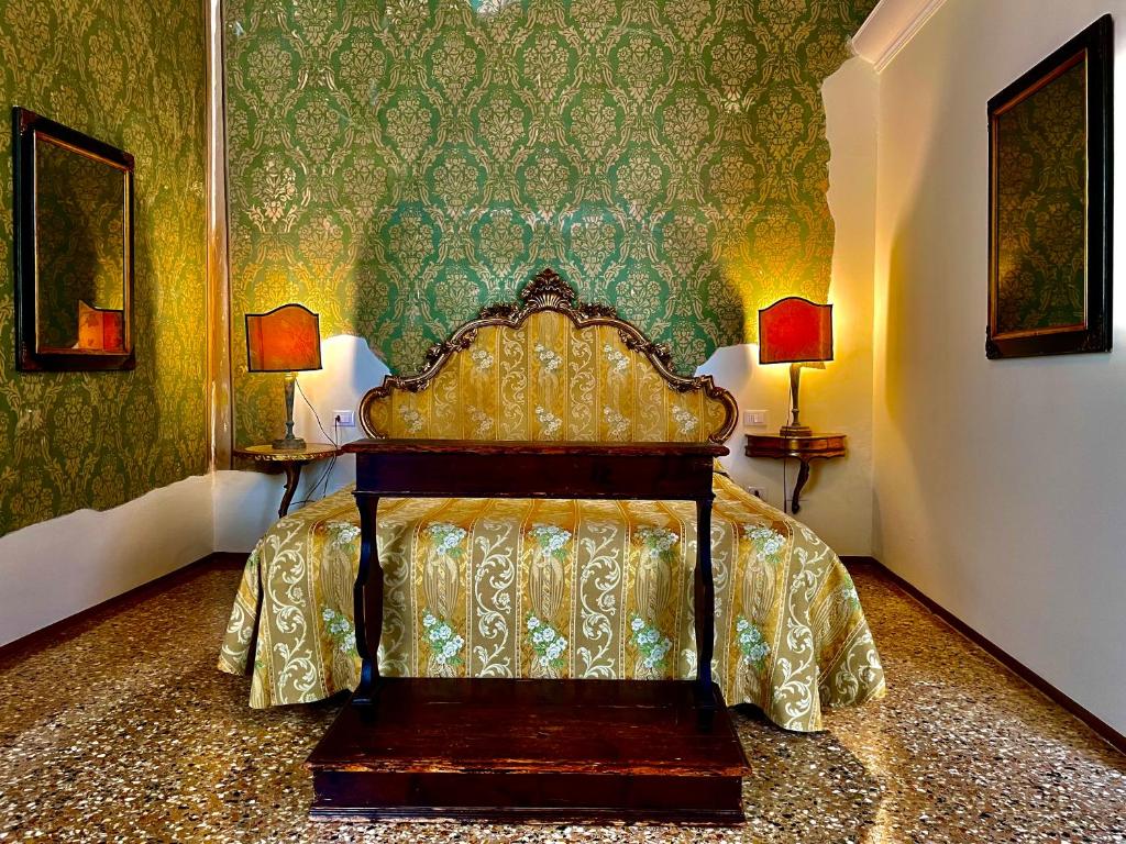 Postel nebo postele na pokoji v ubytování Console Palais