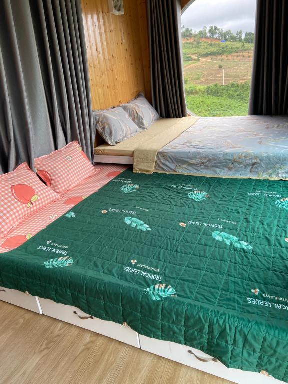 Postel nebo postele na pokoji v ubytování Gạo hạt dẻ homestay