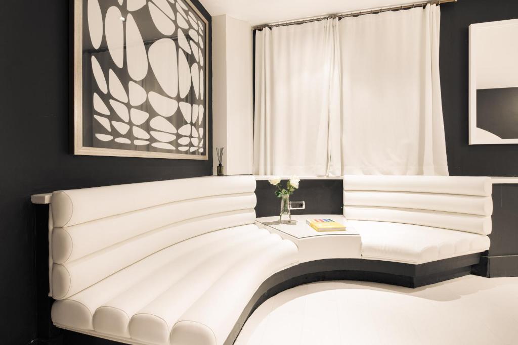 La França Travellers Adults Only - Resim 40