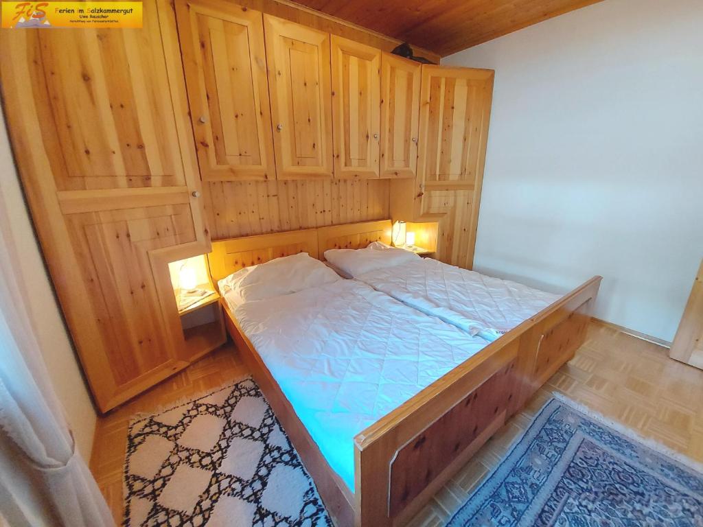 Posteľ alebo postele v izbe v ubytovaní Ferienhaus Almrausch