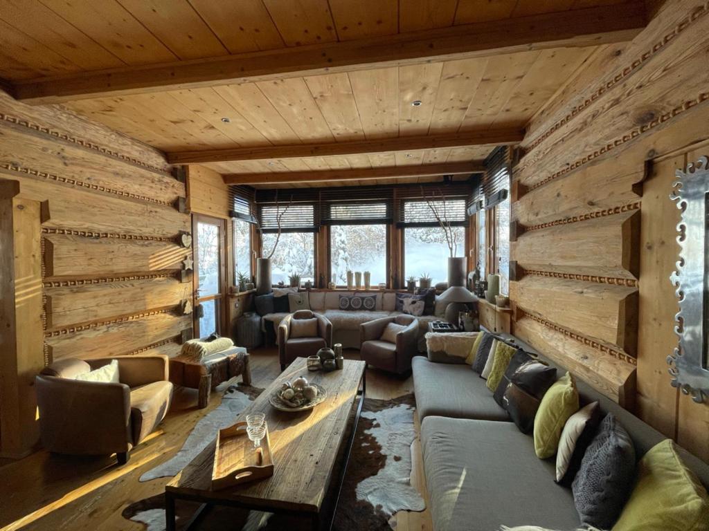 Posezení v ubytování Datchas Lodges