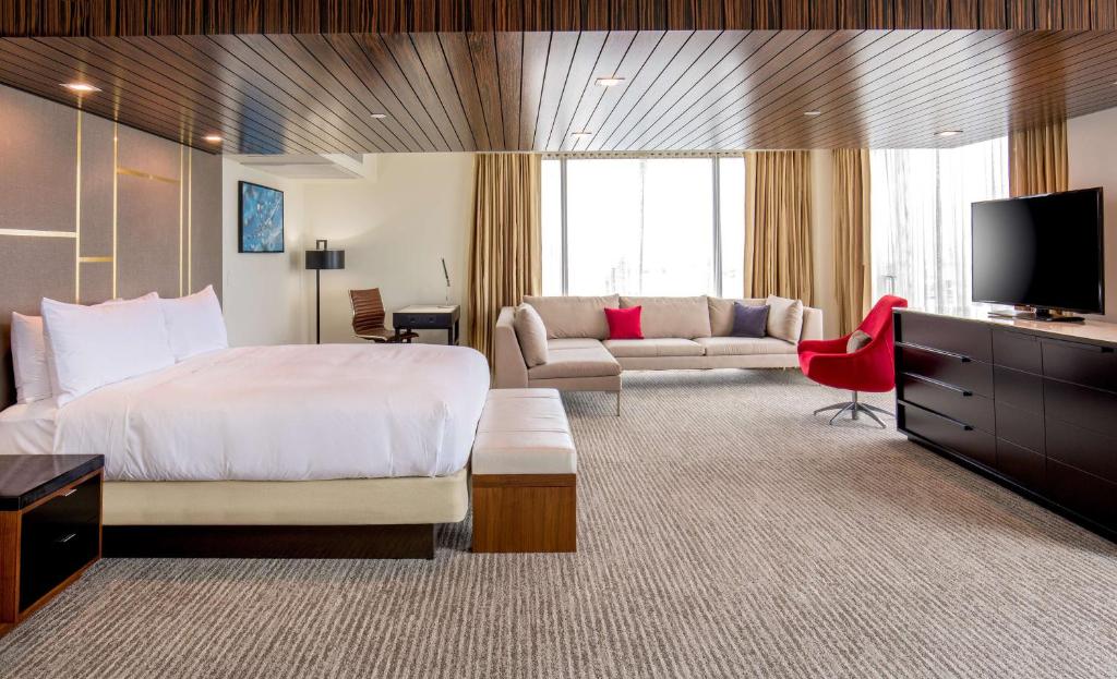 Hilton Miami Downtown - 