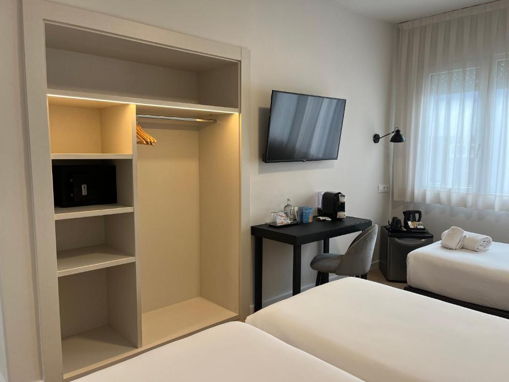 Tres Torres Atiram Hotel - 12