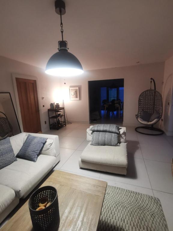 Posezení v ubytování Roscommon Ensuite Room