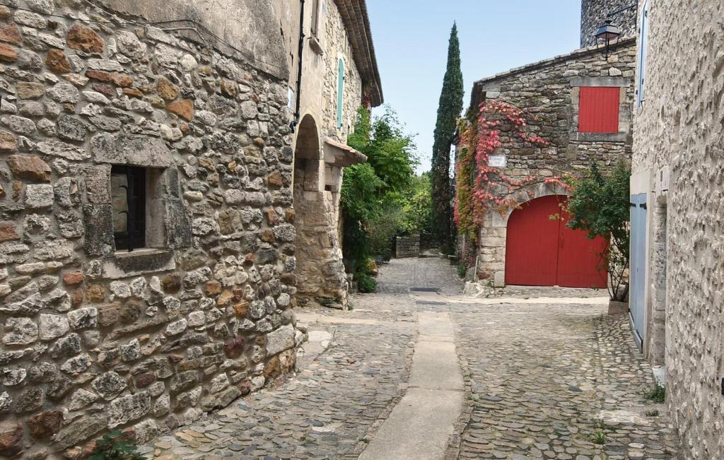 Φωτογραφία από το άλμπουμ του 1 Bedroom Stunning Home In Aiguèze σε Aigueze