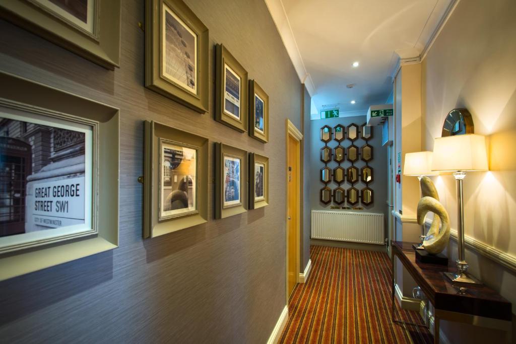 Best Western Buckingham Palace Rd - Resim 45