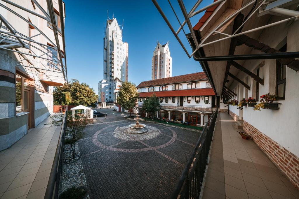 Budova, v ktorej sa apartmán nachádza