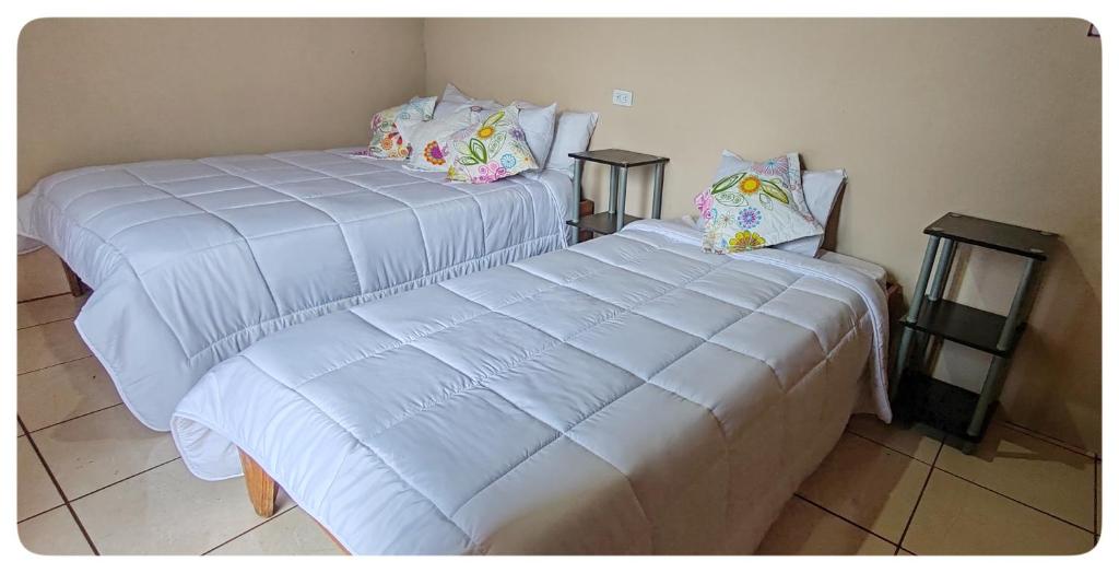 Hostel Coati Place Bed & Breakfast Adults Only - Triple Chambre (troisième étage)