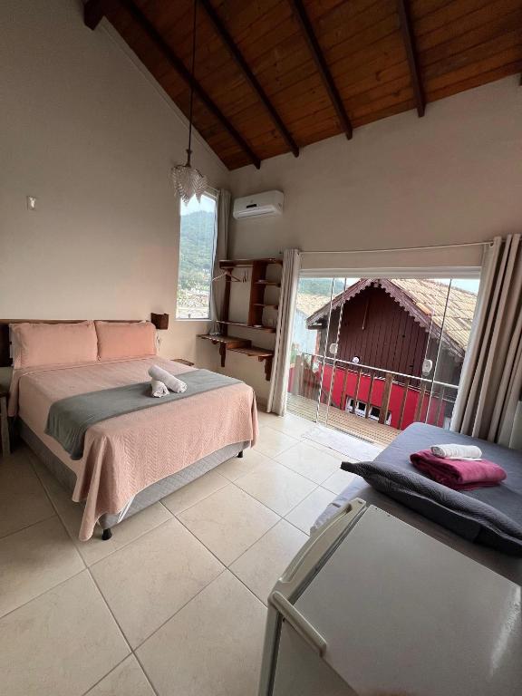 Pousada Estrelas no Mar Florianópolis - Habitación Triple Con Balcón