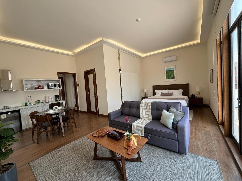 Casa Herrmann Suites - Deluxe Double Room With Balcony