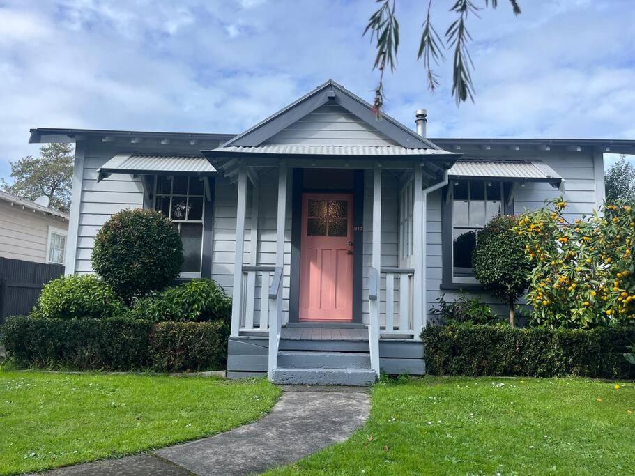 Gallery image of Hawke's Bay Escape - Railway Cottage in Hastings