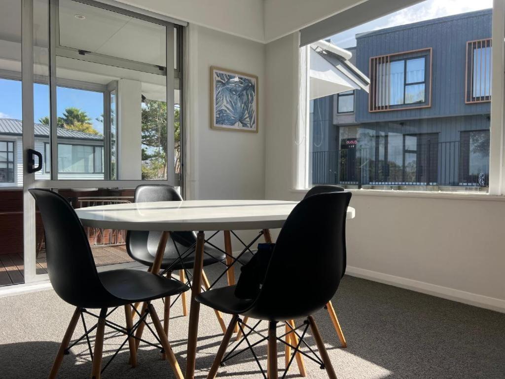 Cosy 3 bedrooms Home in North Auckland - Resim 4