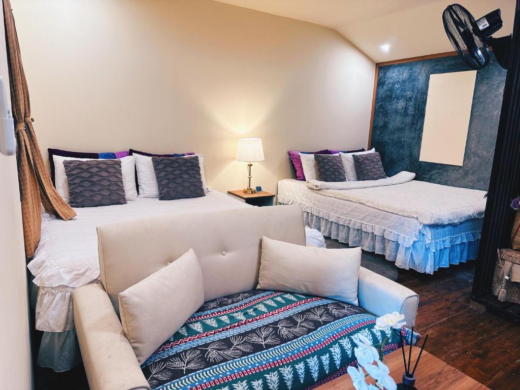 บ้านพักกึ๊ดเติง แม่กำปอง เชียงใหม่ - Chambre Queen Standard Avec Deux Lits Queen