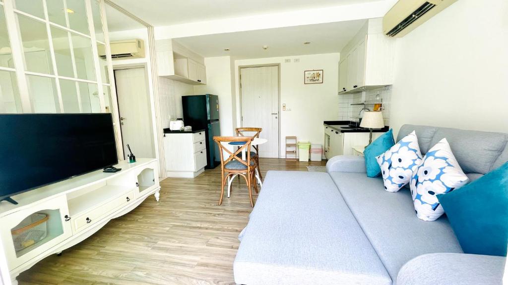 SummerHuahinCondo 221,Pool View,Near Beach&Cicada - Resim 11