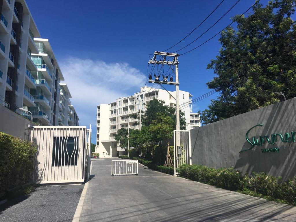 SummerHuahinCondo 221,Pool View,Near Beach&Cicada - Resim 16