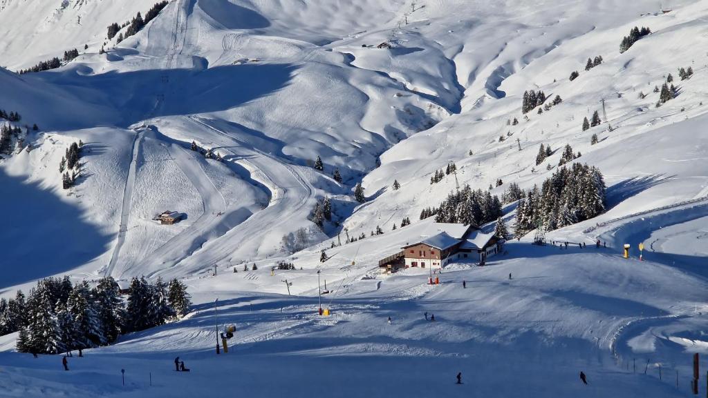 Hotel Le Chaudron Ski In Ski Out v zimě