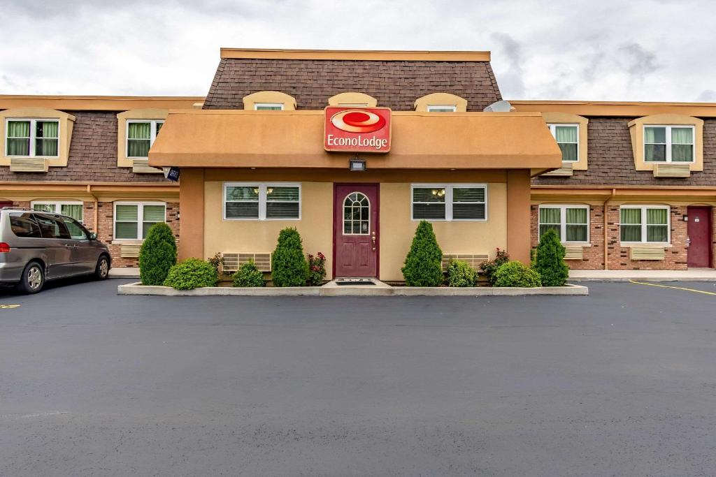 Econo Lodge Worthington