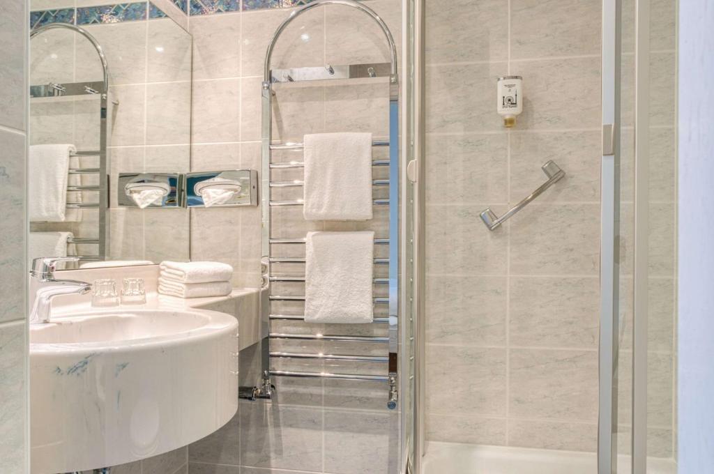 Koupelna v ubytování Centro Hotel Sautter Stuttgart City, Trademark Collection by Wyndham