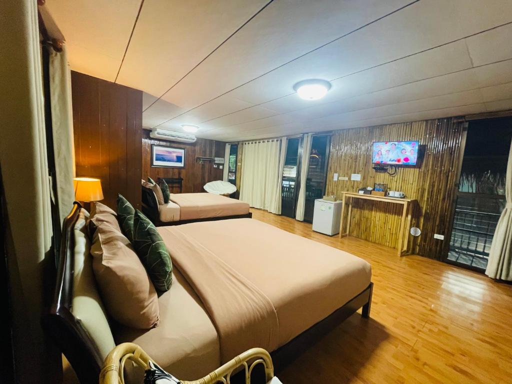บ้านริมเลปากประ Banrimlay Pakpra - Salle Familiale De Luxe