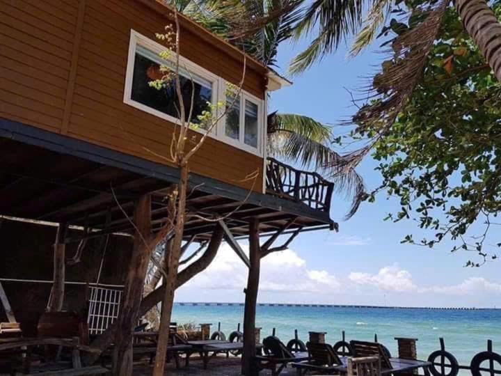 Phú Huy Homestay - Bungalow Con Vista Al Mar