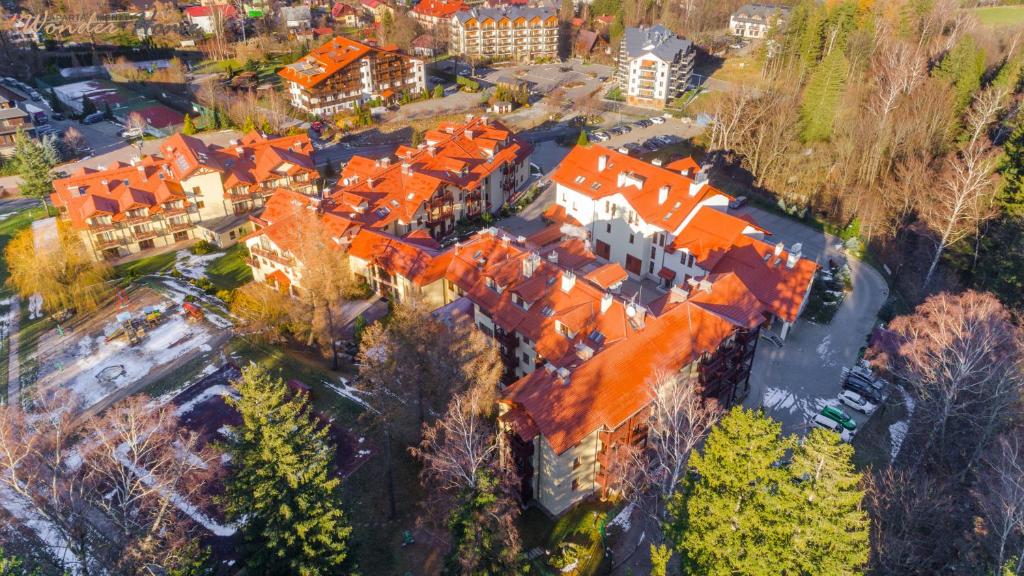 Letecký snímek ubytování Wonder Home - Apartament Zaciszny z kominkiem i widokiem na Śnieżkę, blisko stoku, centrum i aquparku