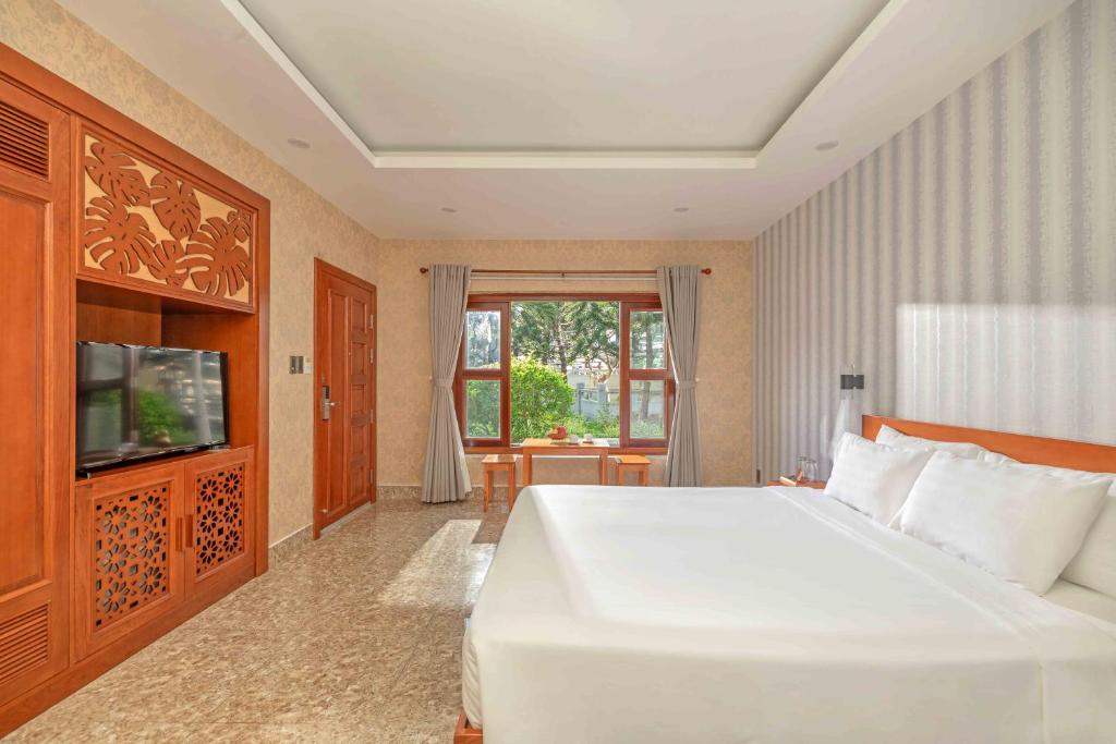 Phòng Có Giường Cỡ Queen Nhìn Ra Vườn