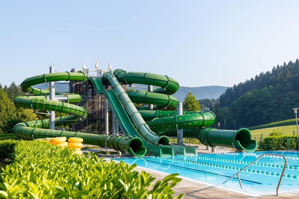 Bazén v ubytování Hotel Kristal - Terme Krka nebo v jeho okolí