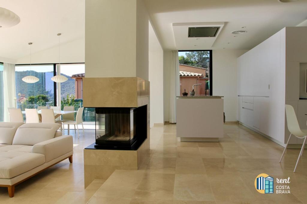 Posezení v ubytování Villa la Dolça by Rent Costa Brava
