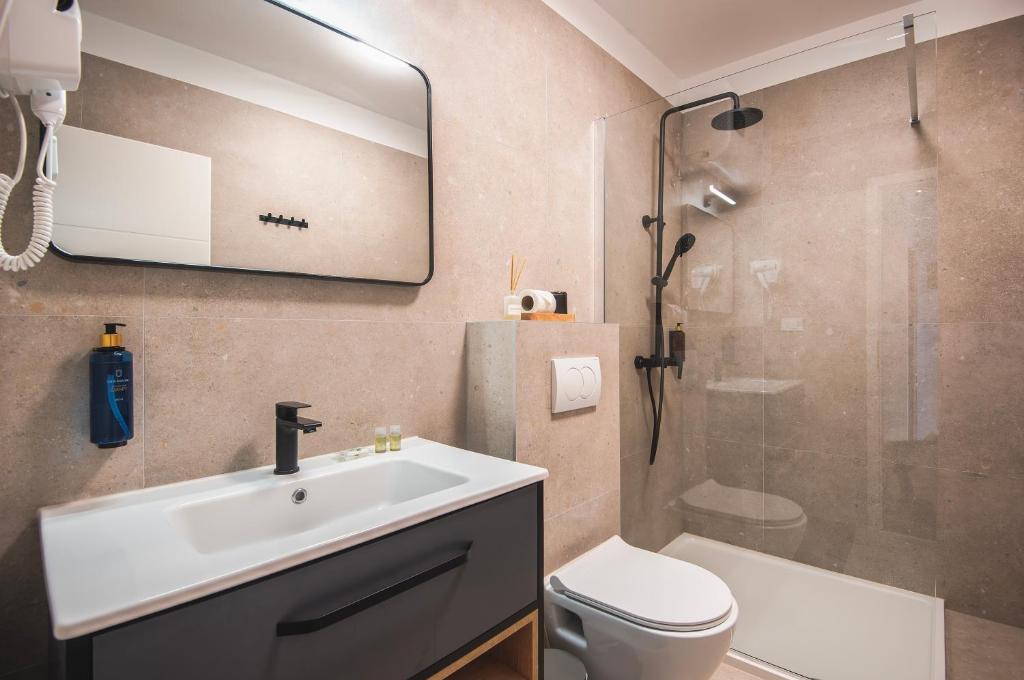 D&A Amphitheatre Premium Apartments with FREE Parking - 11