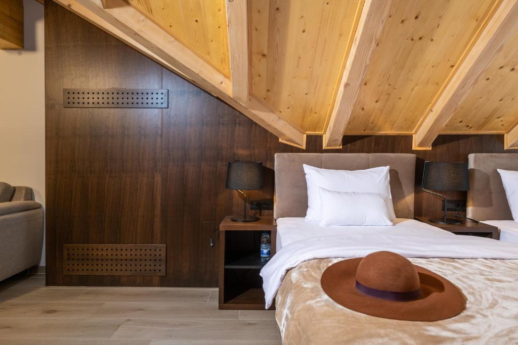 Postel nebo postele na pokoji v ubytování Resort Stribor, Gorski kotar