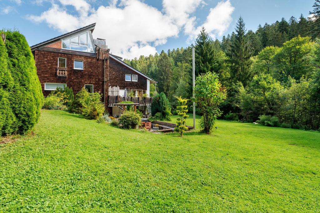 Κήπος έξω από το Villa Eichwald Appartements
