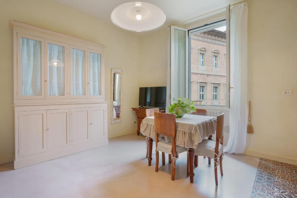 Telewizja i/lub zestaw kina domowego w obiekcie Guasto Apartment