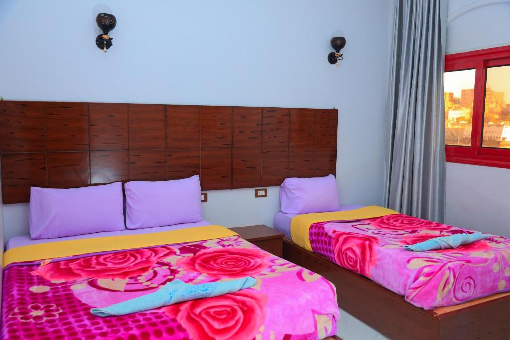 Jamaica Guest House - 13