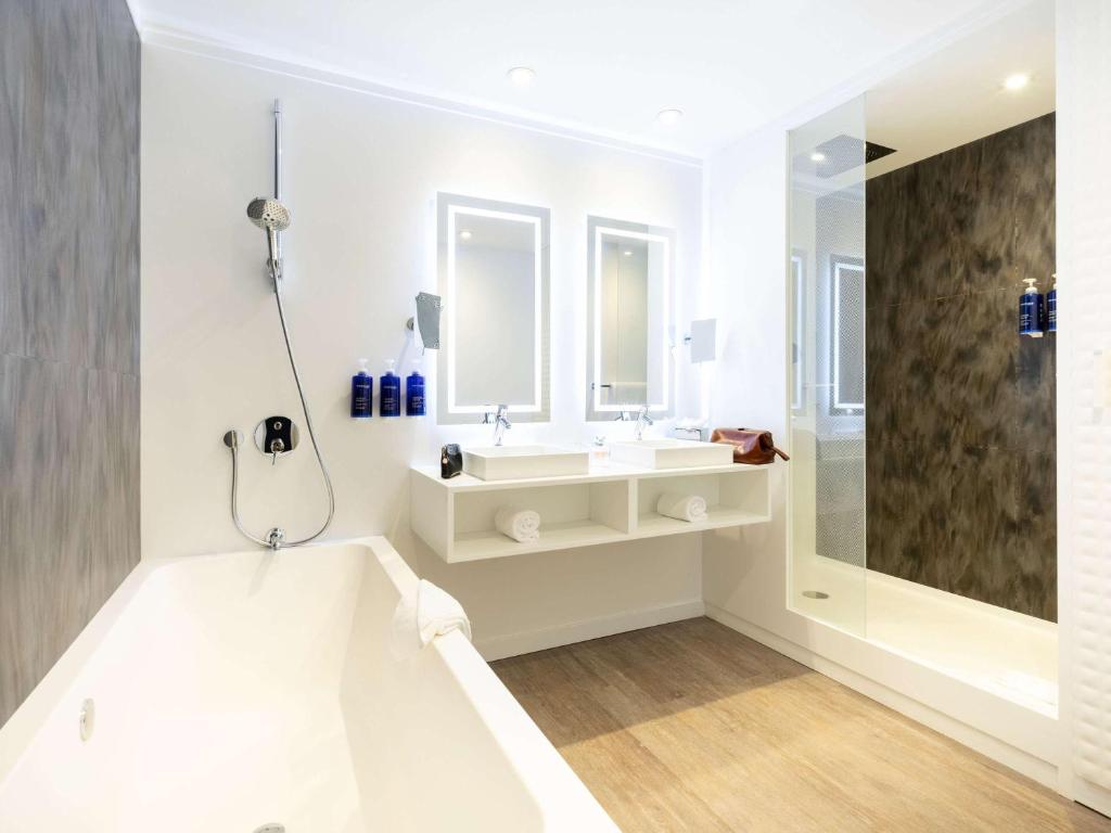 Koupelna v ubytování Novotel Luxembourg Kirchberg
