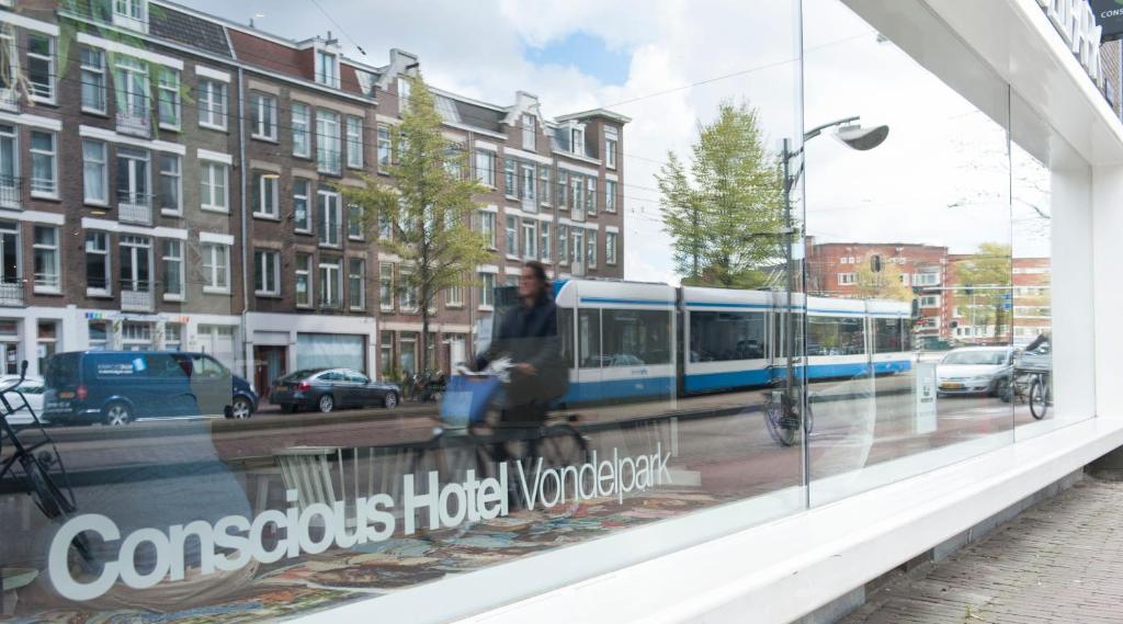 Conscious Hotel Vondelpark - Resim 36