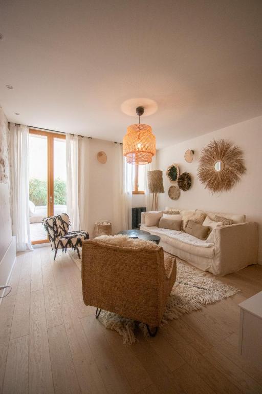 Photo de la galerie de l'établissement Le Baudelaire - magnifique appartement au cœur du centre historique, à Aix-en-Provence