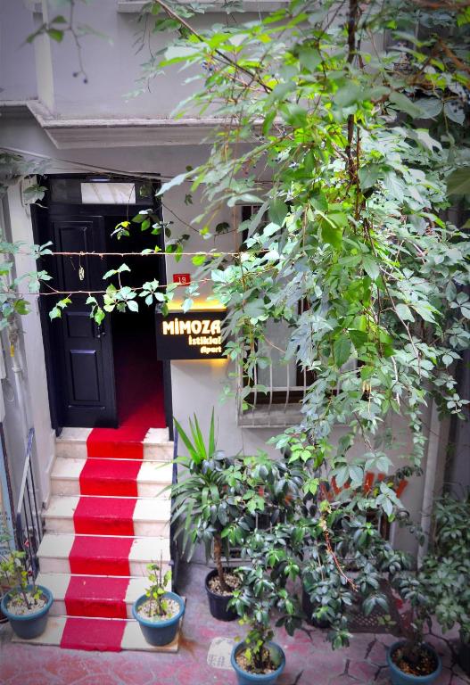 The facade or entrance of Mimoza İstiklal Apart Hotel