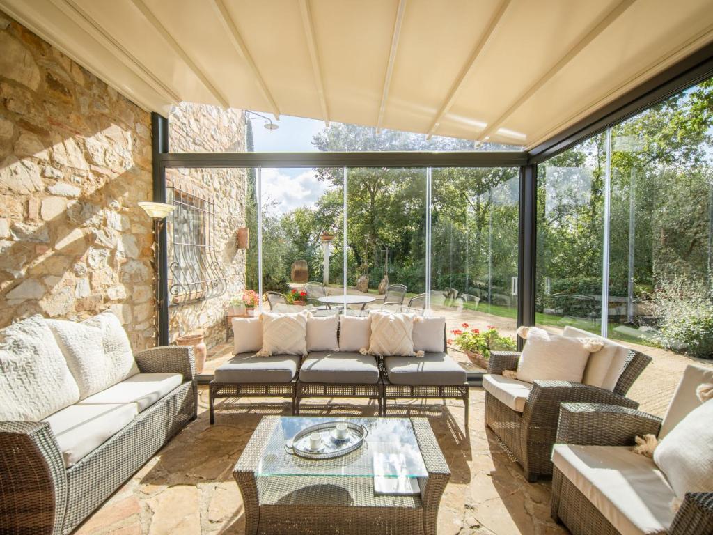 Posedenie v ubytovaní Holiday Home Casale Il Poggino by Interhome