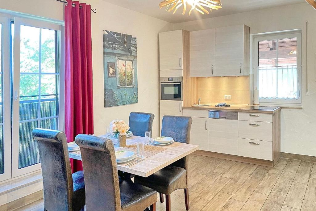 Η κουζίνα ή μικρή κουζίνα στο Baumhaus Baum 4