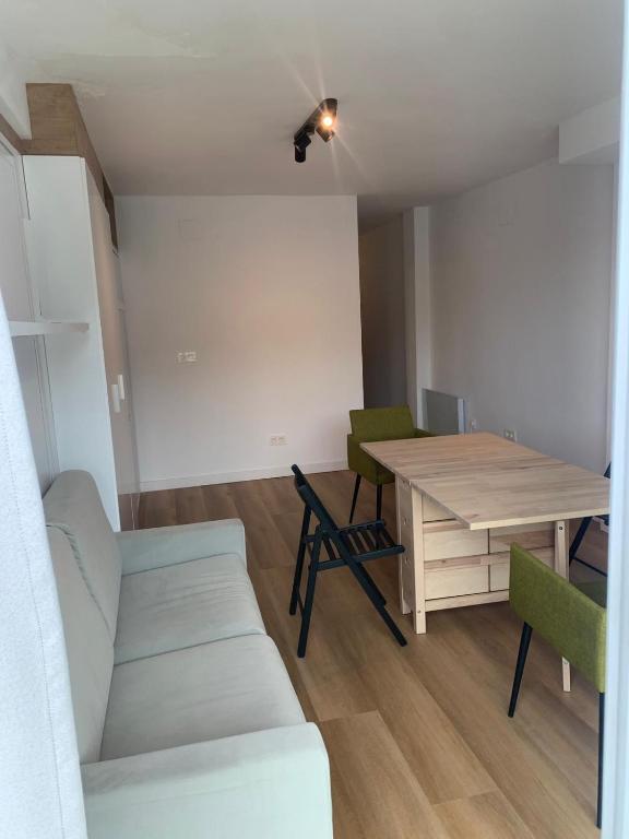 Część wypoczynkowa w obiekcie Apartamento Plaza Pradollano 2