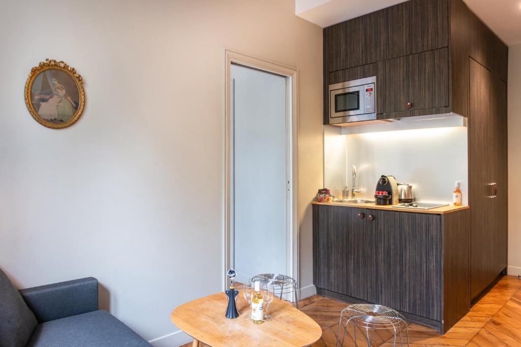 Hôtel Helzear Champs-Elysées - Resim 23