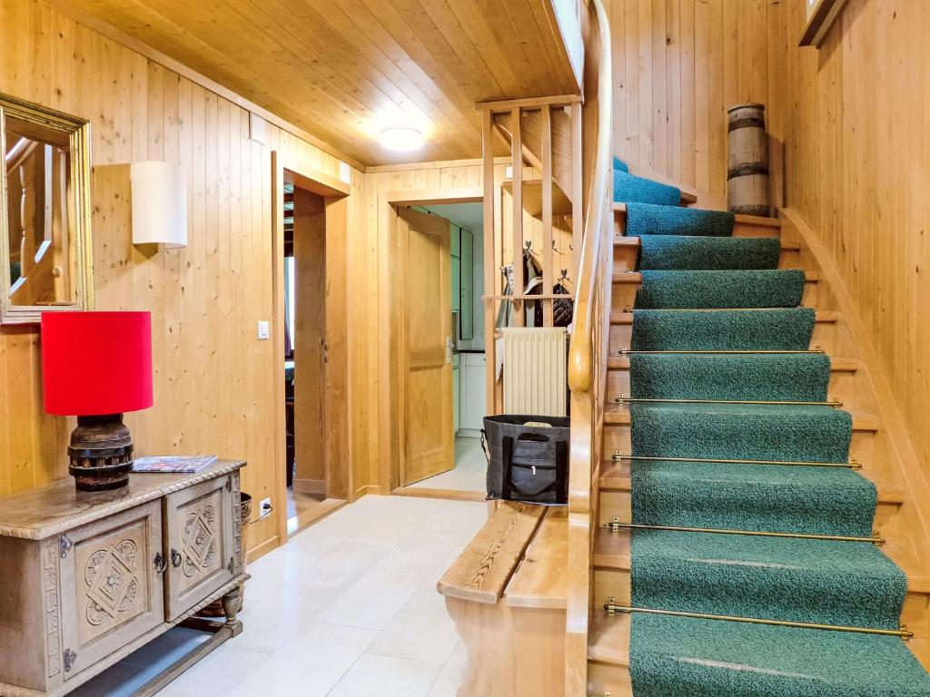 صورة لـ Apartment Chalet Colette-2 by Interhome في جريندلفالد
