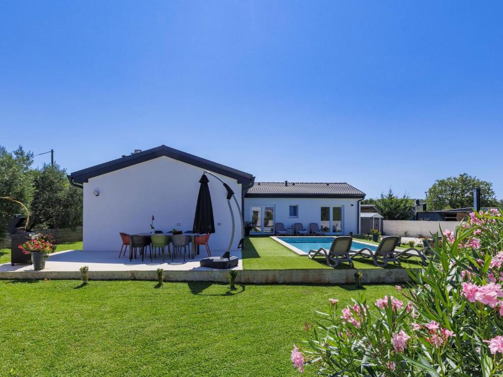 Holiday Home Corona Cordis by Interhome