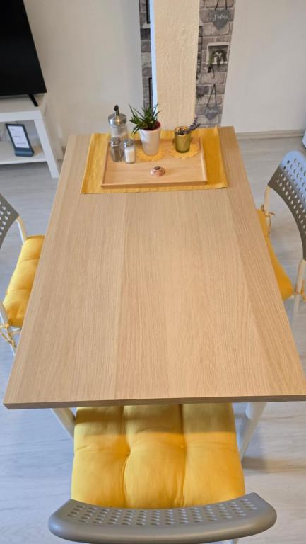 Zdjęcie z galerii obiektu Studio - Café Princ pod Hradem, KLIMA, WiFi w mieście Šternberk