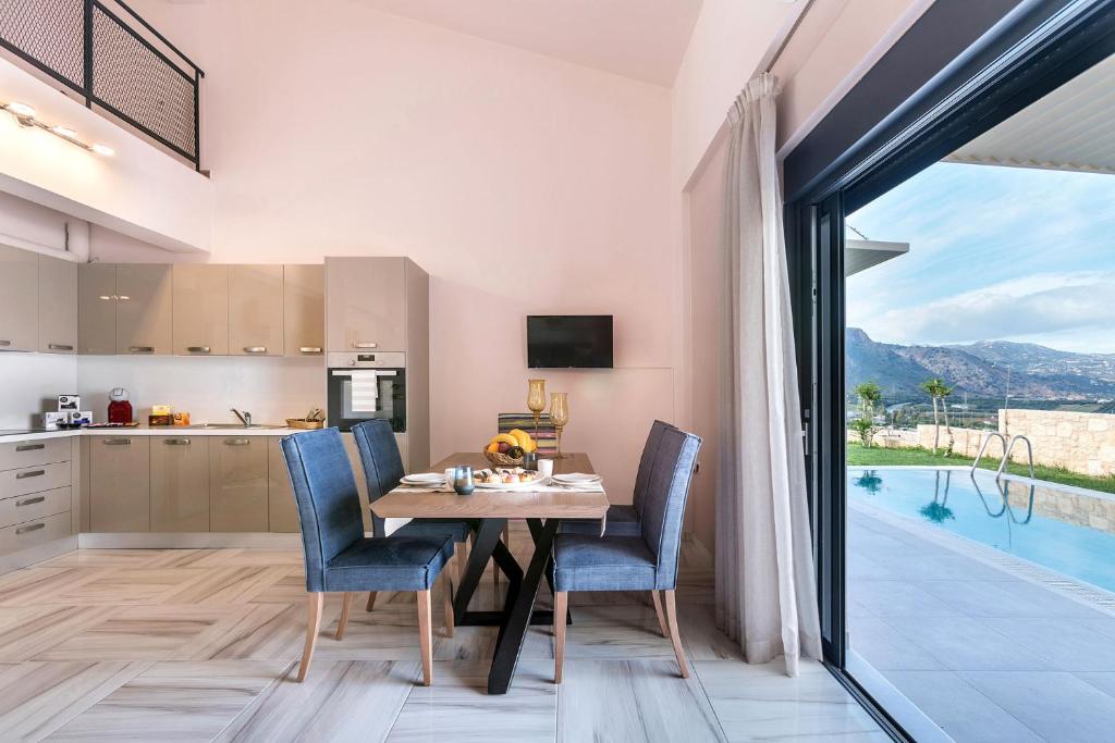 Kuchyňa alebo kuchynka v ubytovaní Marinas Villas