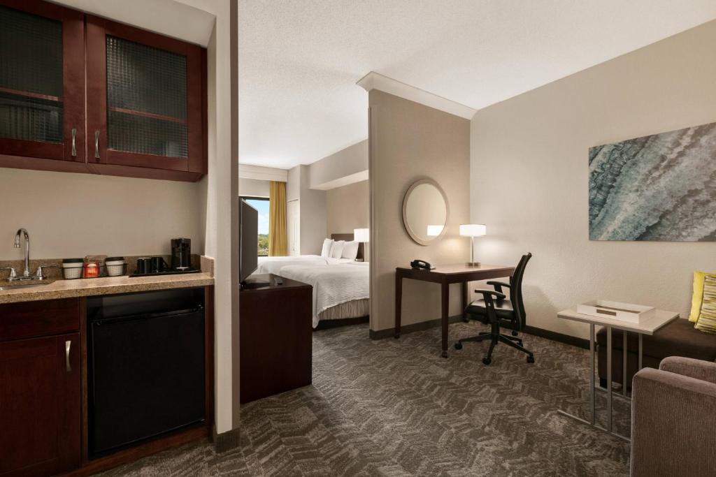 SpringHill Suites Dulles Airport photo